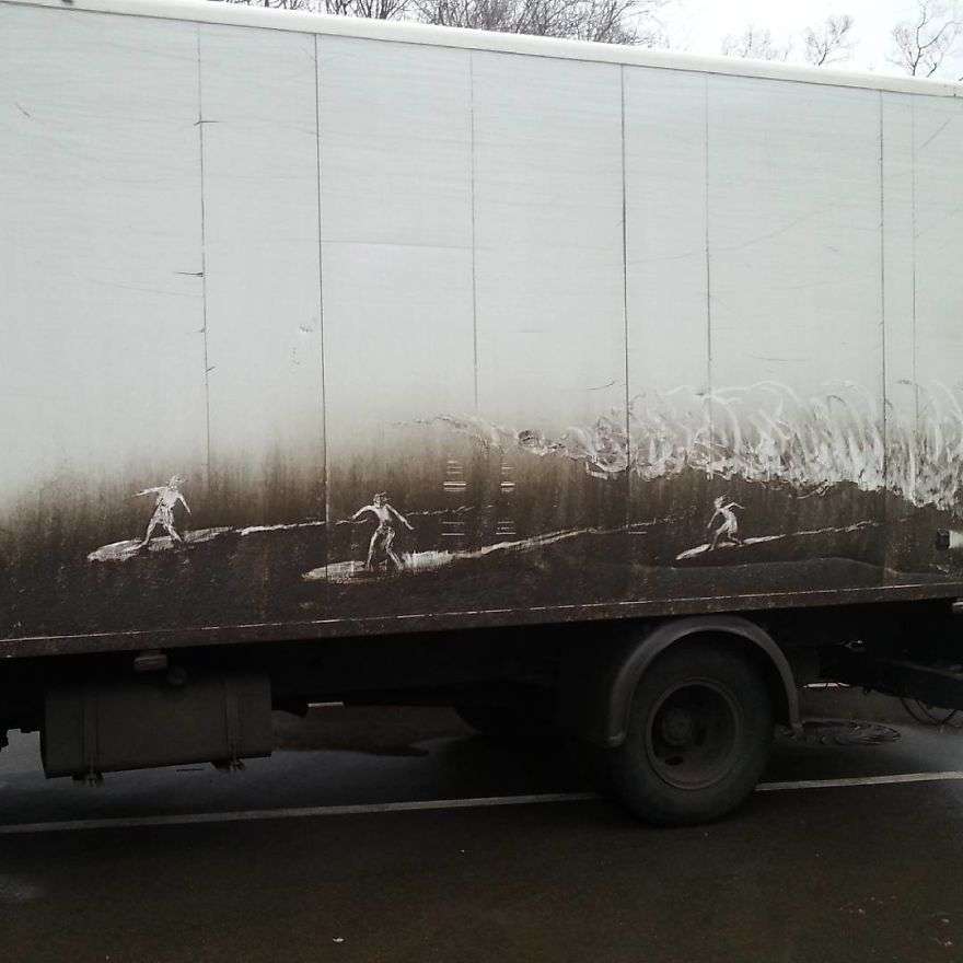 Karya Seni di Mobil Kotor Karya Seni di Mobil Kotor
