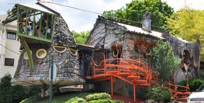 Rumah Unik
