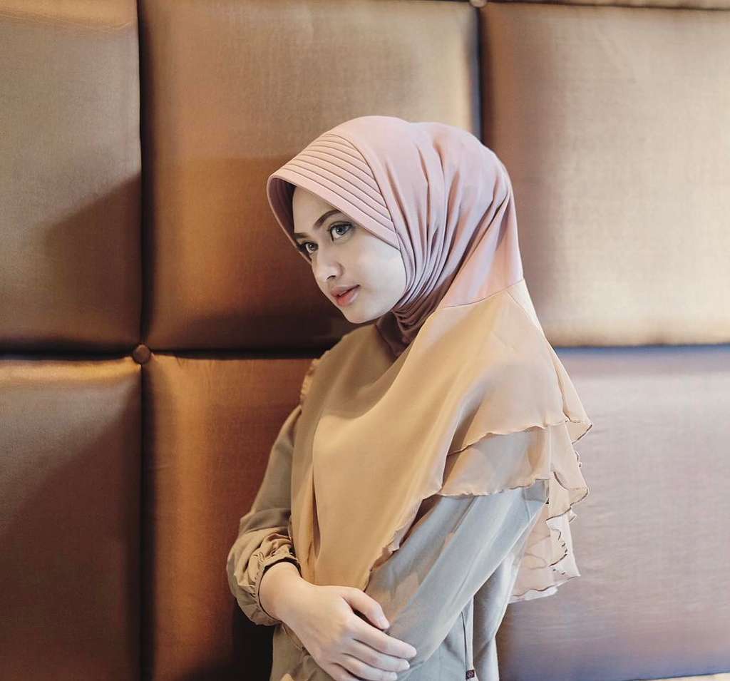 shella al aztha shella al aztha