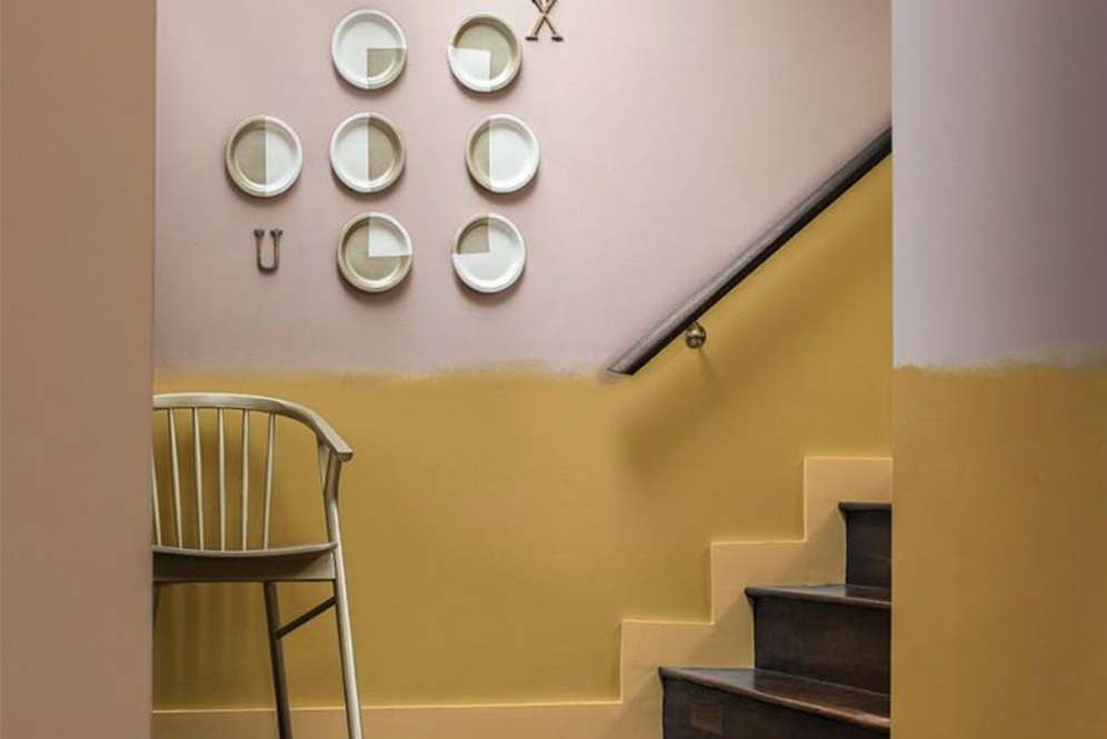Ochre dan pink blush