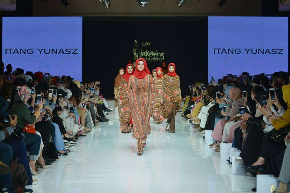 itang yunasz itang yunasz