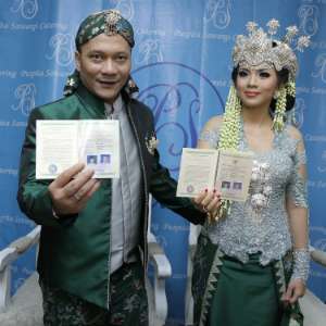 iwa k dan istri