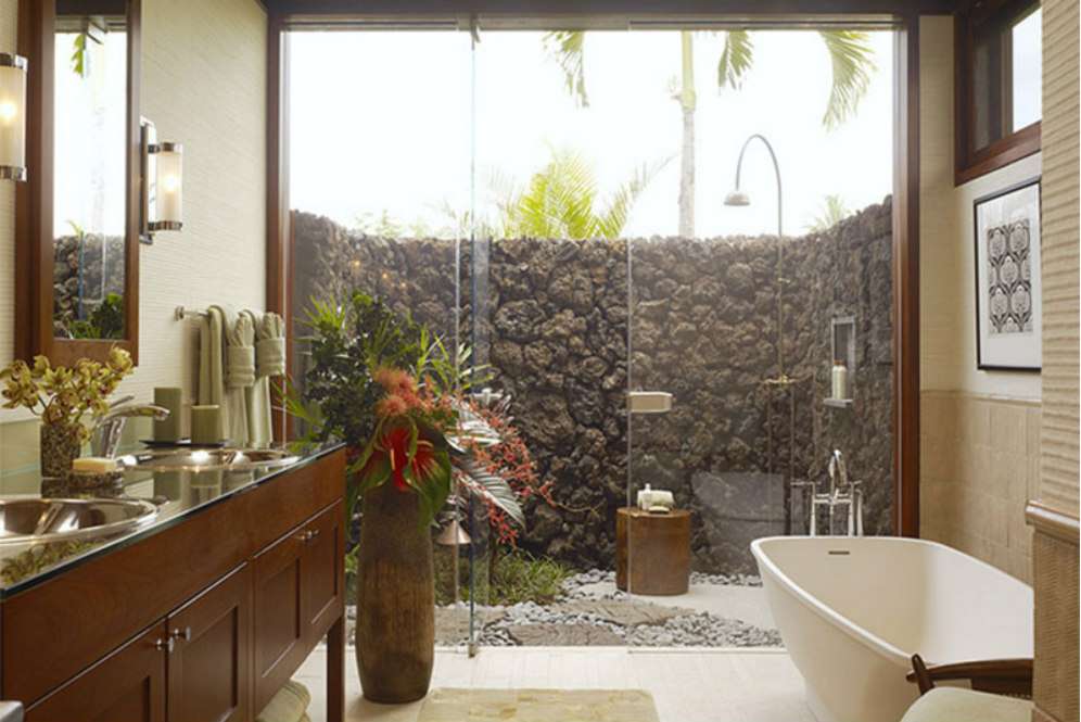 Kamar mandi tropikal