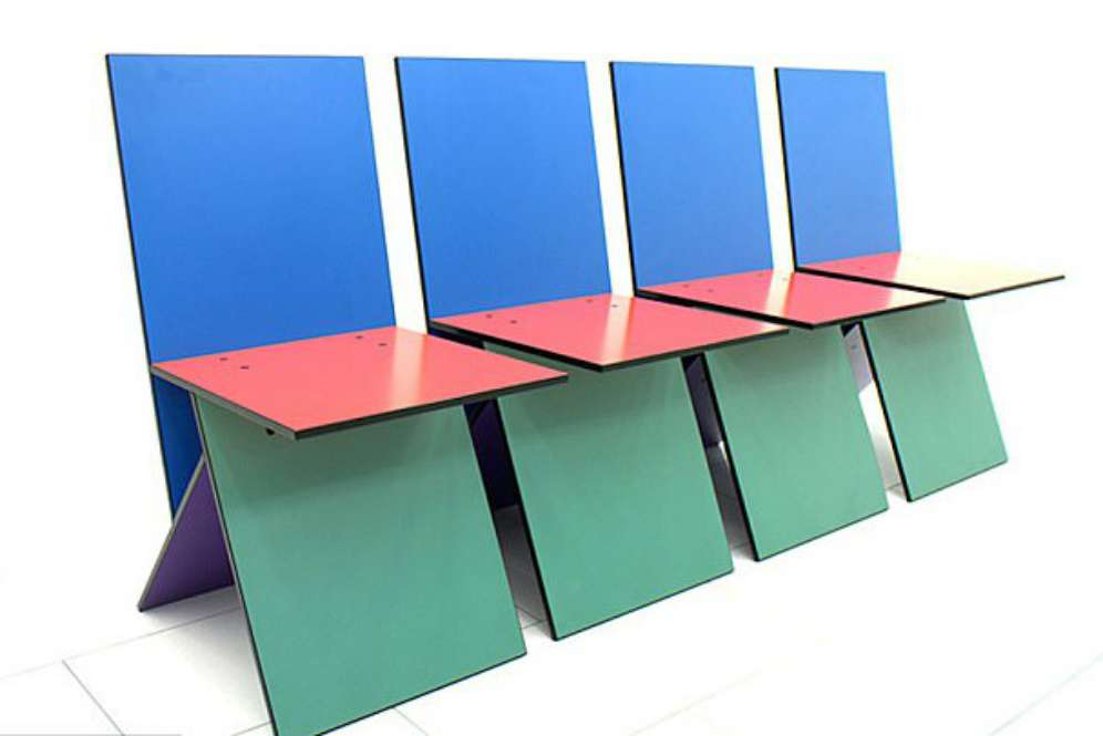 Kursi warna-warni IKEA