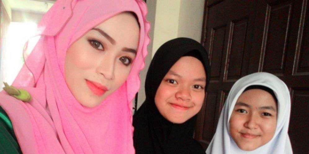 Guru cantik asal Malaysia