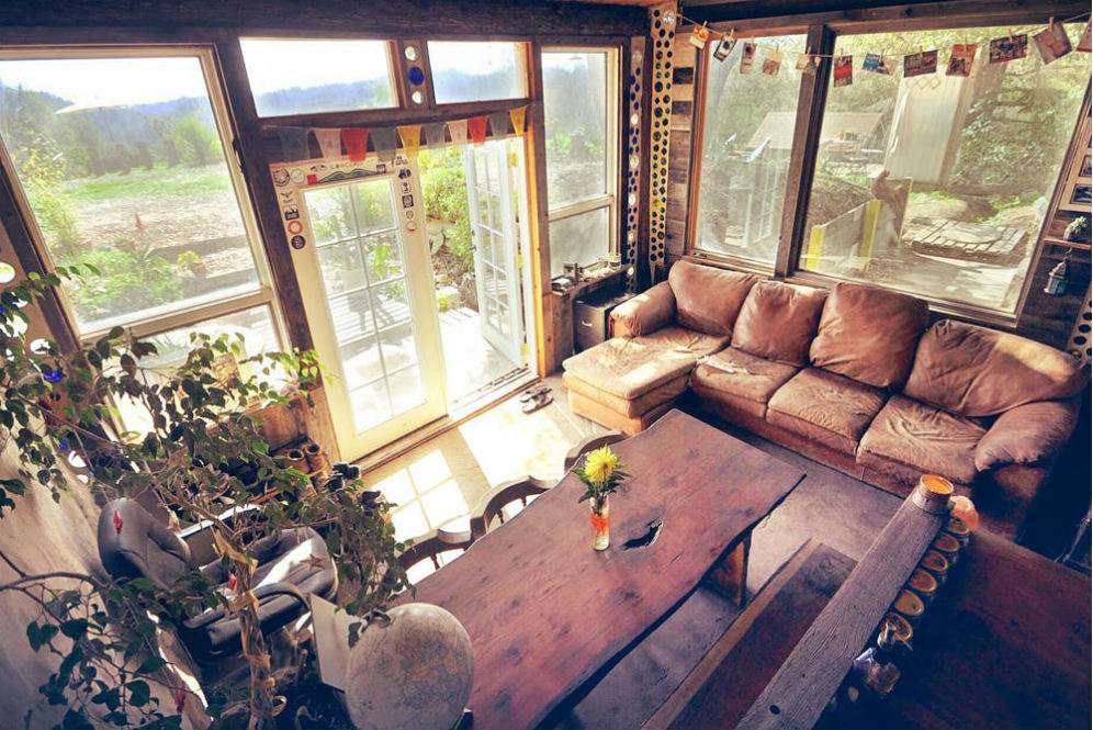 Rumah Earthips
