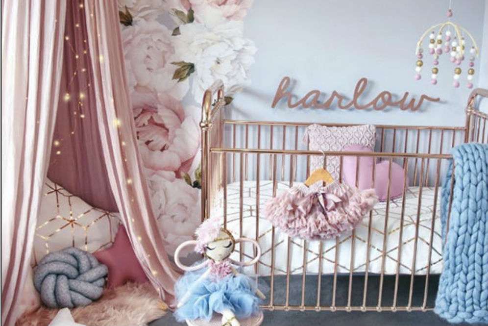 Kamar bayi rose gold