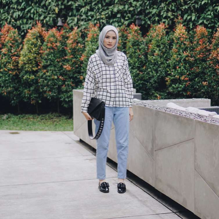 dhatu rembulan dhatu rembulan