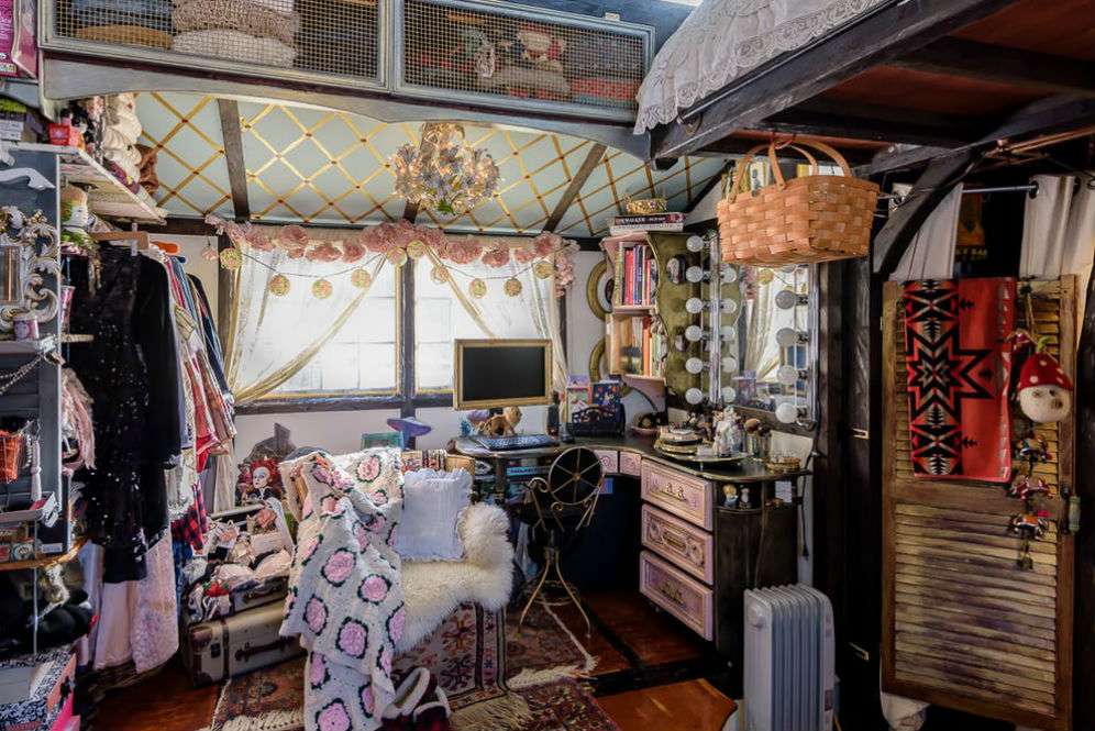 Rumah karavan mini