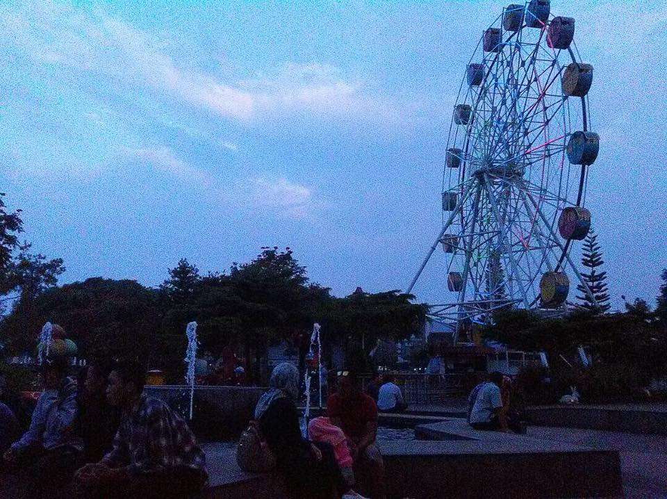 alun alun alun alun
