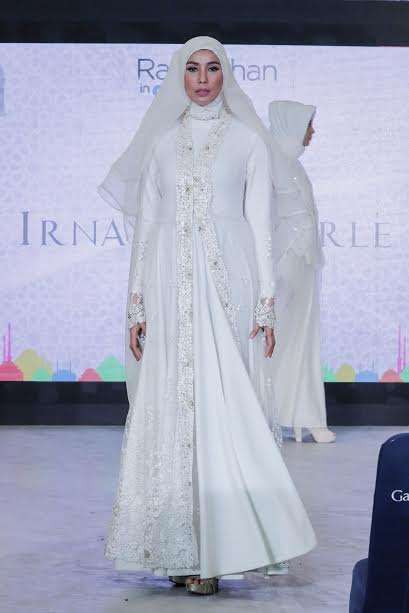 Irna La Perle