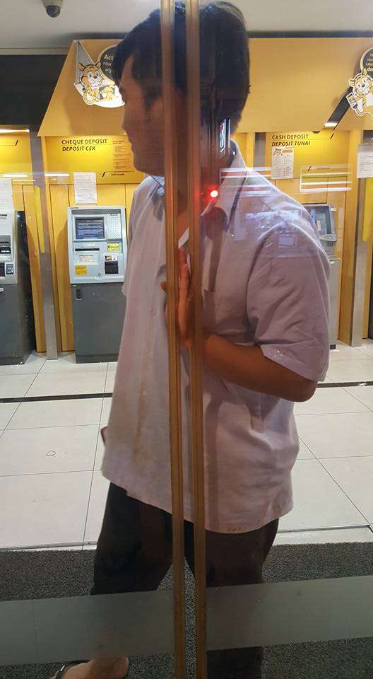 Terjebak di Bank`d