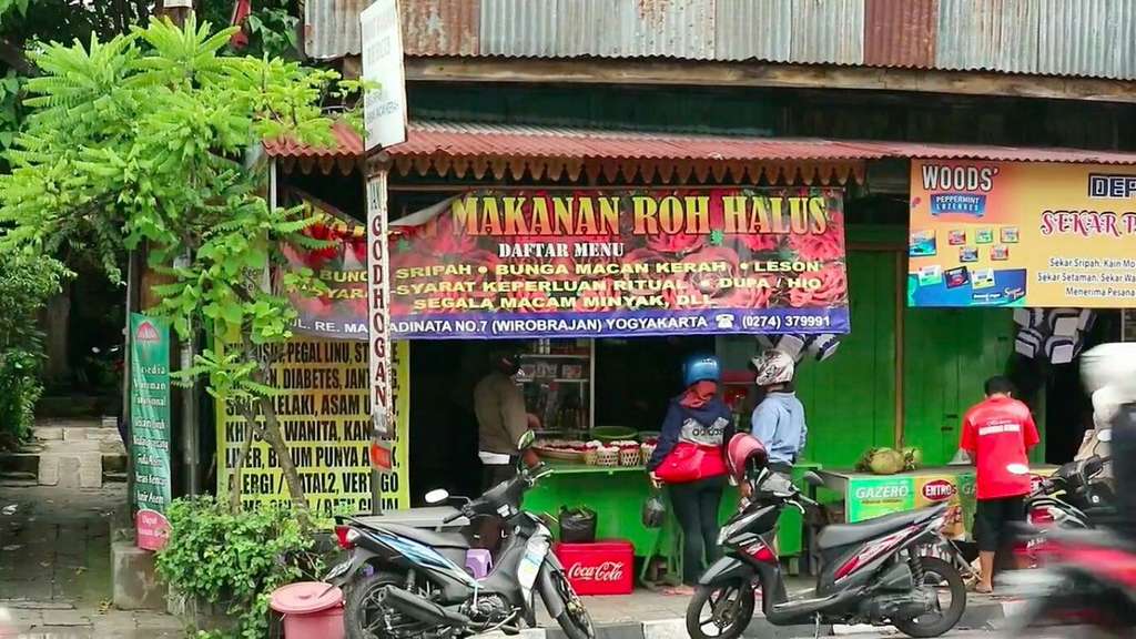 Rumah Makan Roh Halus