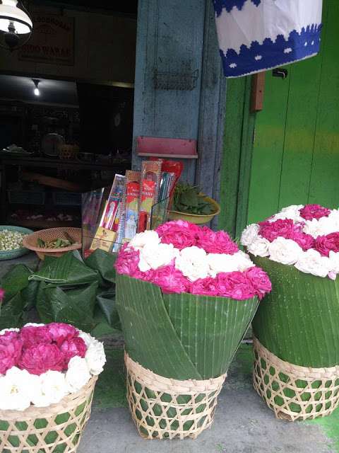 Rumah Makan Roh Halus