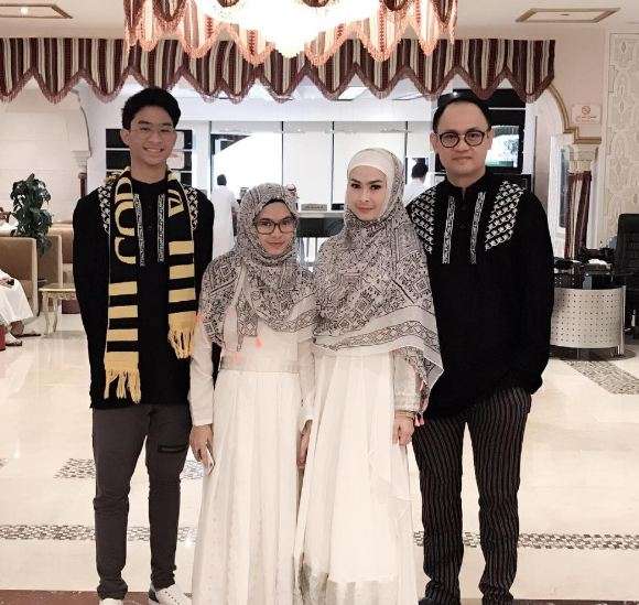 keluarga iis dahlia