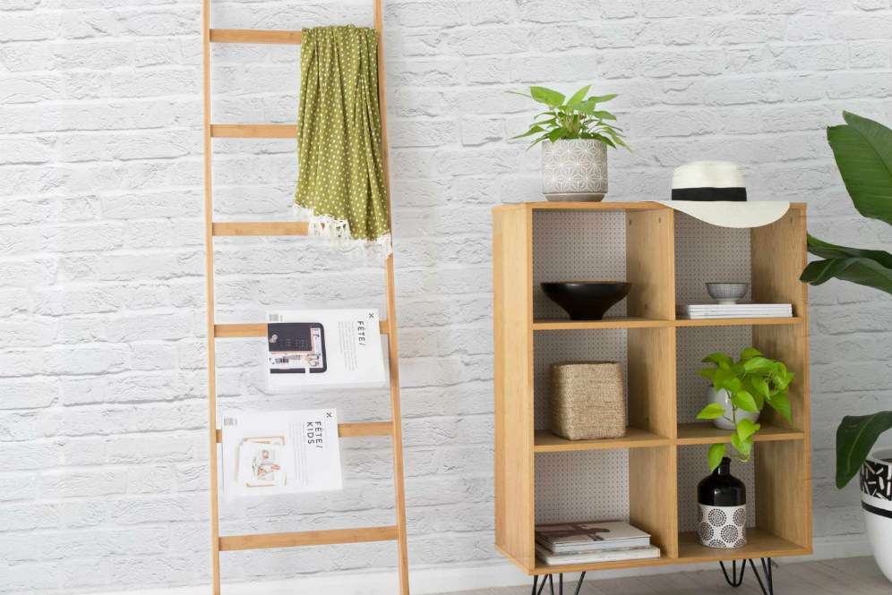 Ladder cantik di kamar mandi