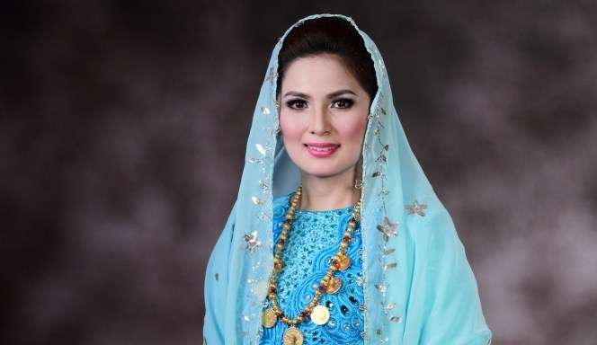 Istri Pejabat Cantik Istri Pejabat Cantik