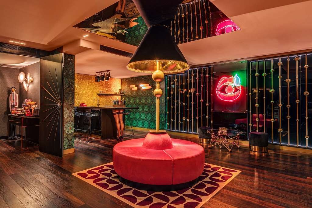 hotel
