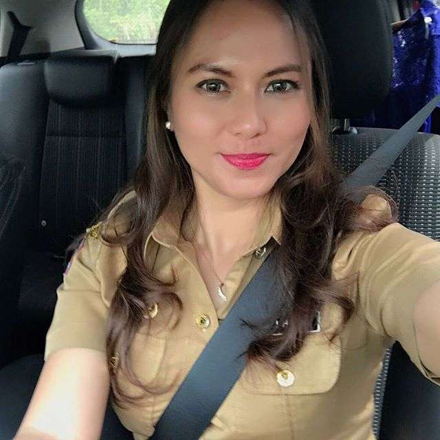 PNS Cantik