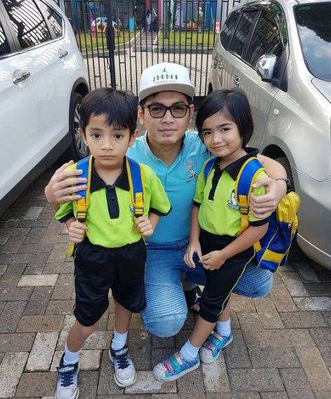 tomkur dan anak