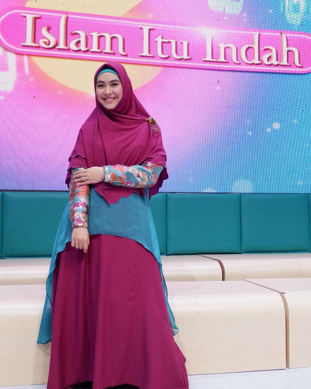 oki setiana dewi