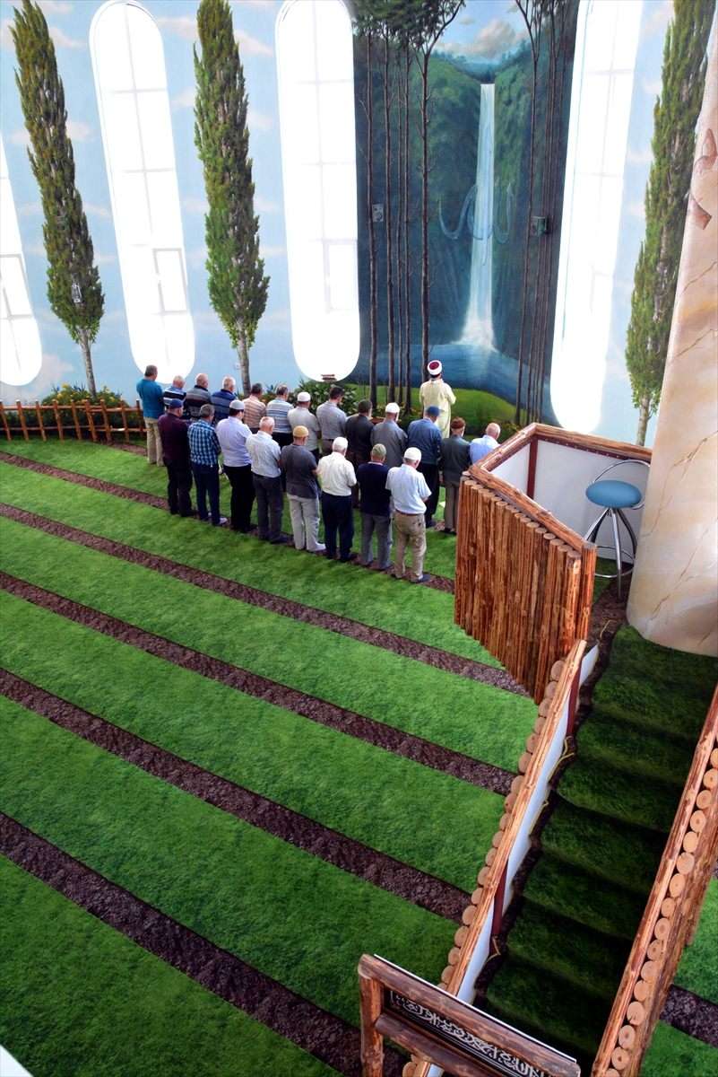 Hamamiye Camii