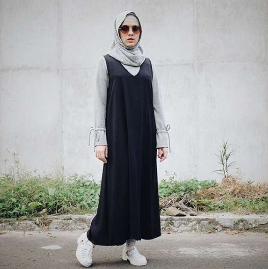 Nycta Gina
