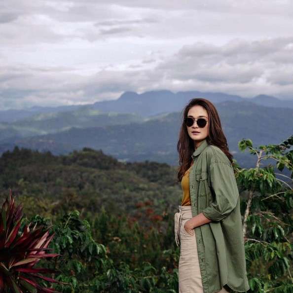 artis cantik