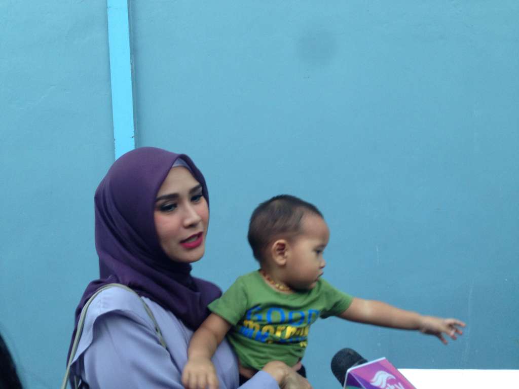 zaskia mecca dan anak zaskia mecca dan anak