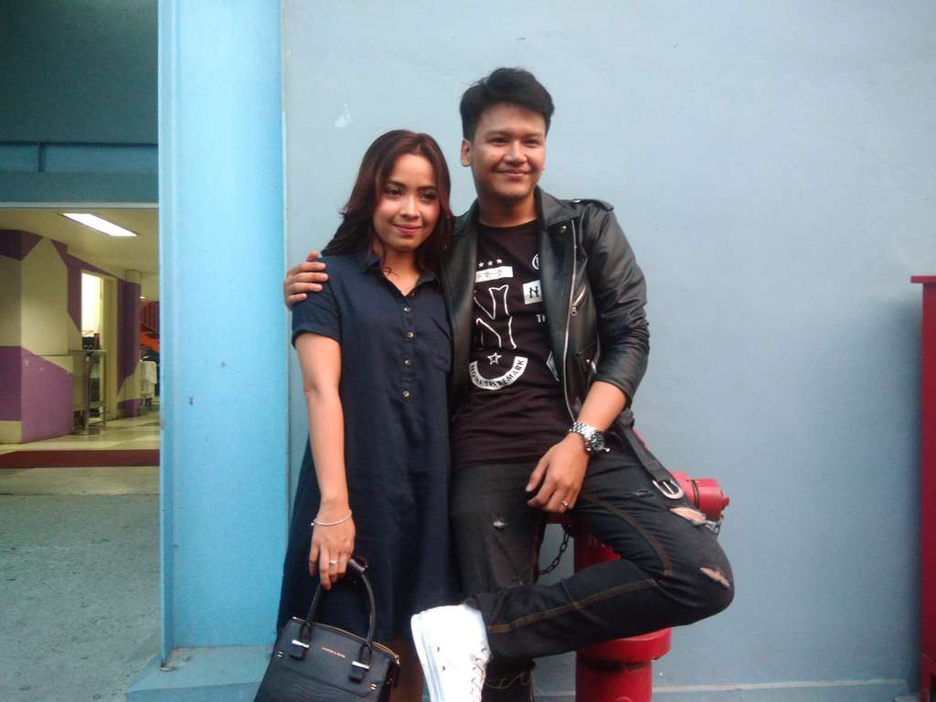 ilham dan calon istrinya
