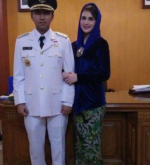 arumi bachsin dan suami