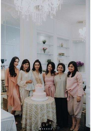 tyas mirasih