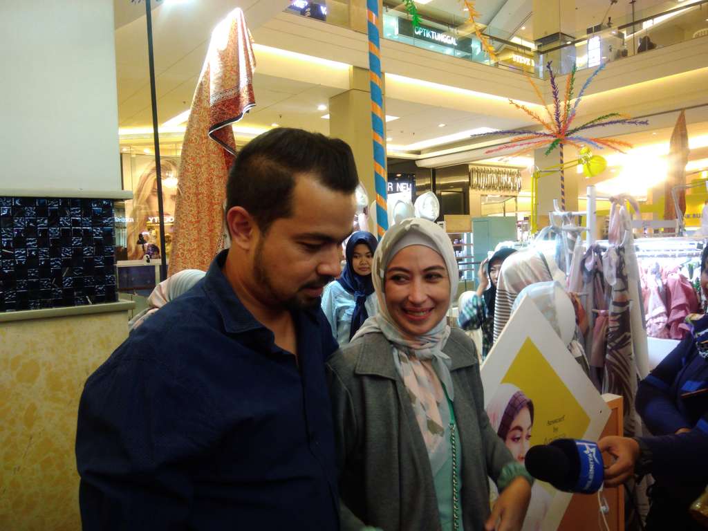 Annisa Trihapsari dan Sultan Djorghi