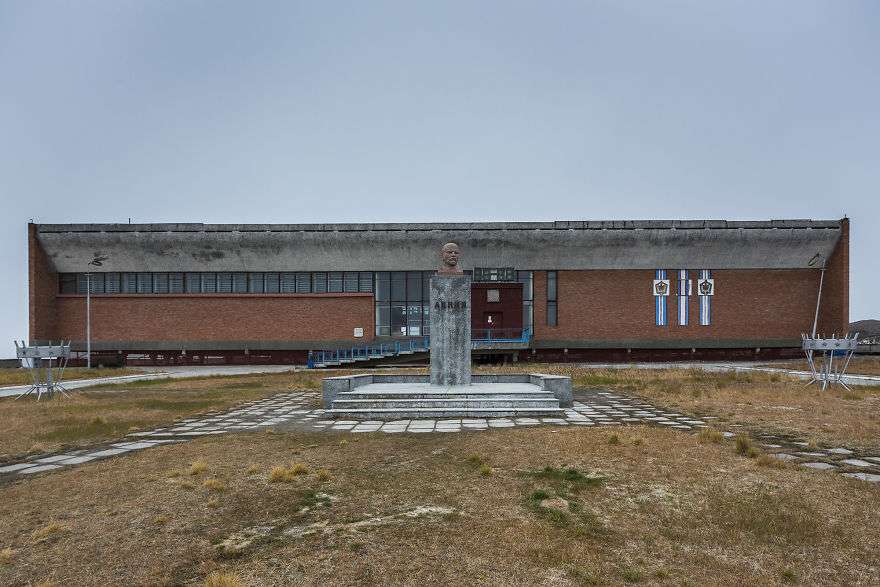 pyramiden