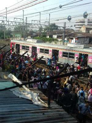 Suasana di Stasiun Manggarai