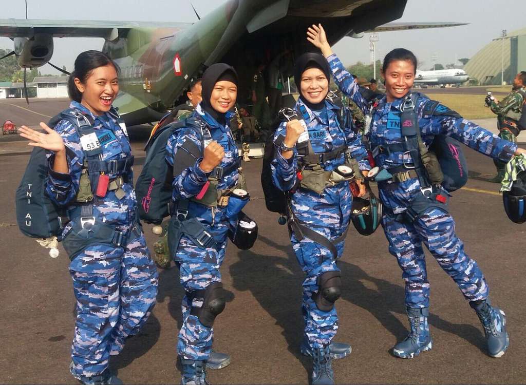 TNI Cantik