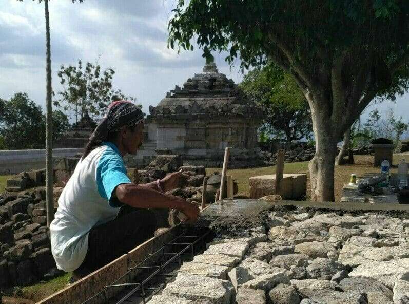 candi ijo