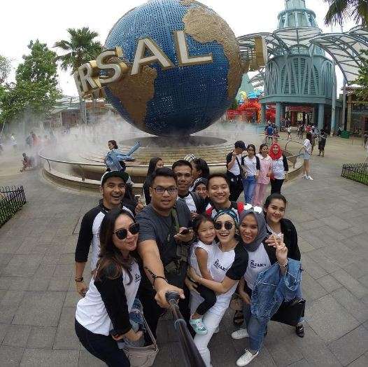 ayu ting ting liburan ke singapura