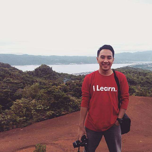 Guru Ganteng