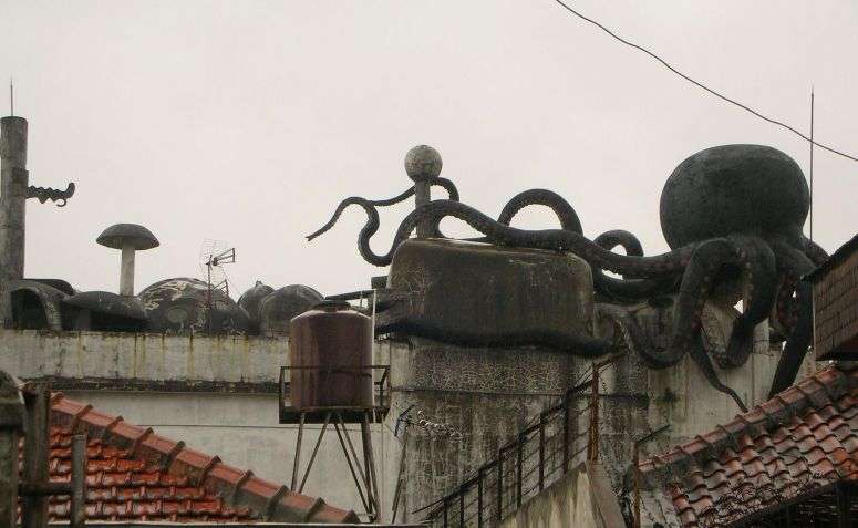 rumah hantu