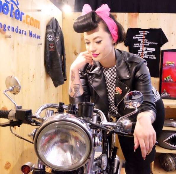 Claudia Adinda