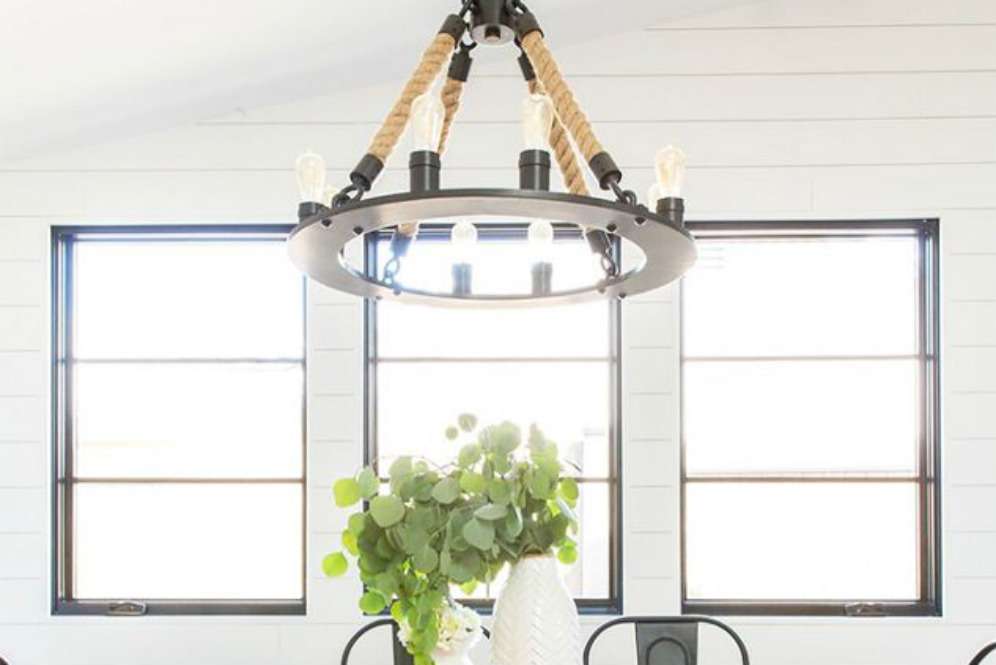 Lampu unik