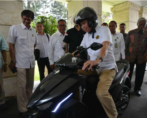 Jonan jajal motor listrik