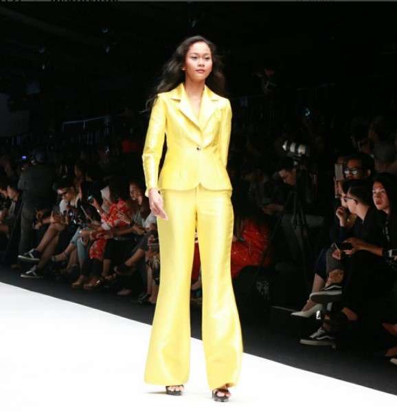 Luna Maya/ Grazia Indonesia