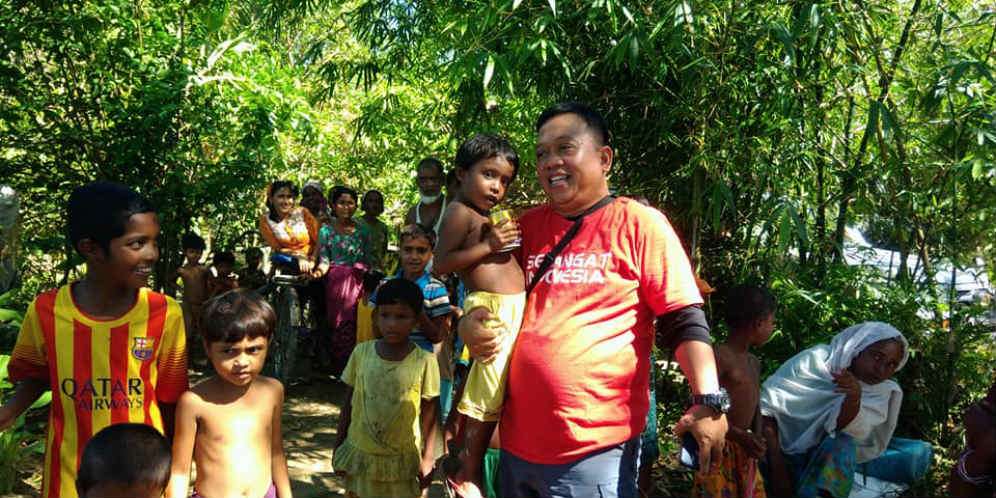 Roel saat mengunjungi Rakhine, Myanmar
