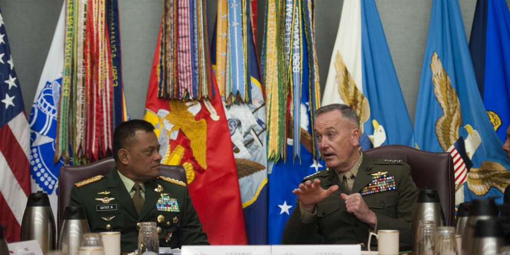 Gatot dan Pangab AS Jenderal Joseph F. Dunford Jr.