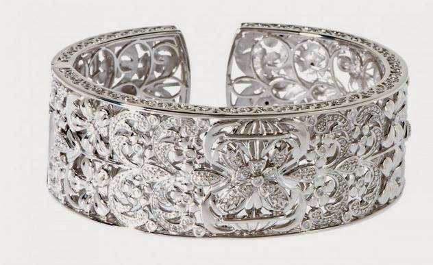 Gelang berlian