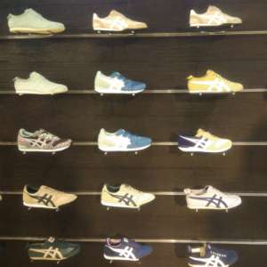 Gerai pertama Onitsuka Tiger di Indonesia