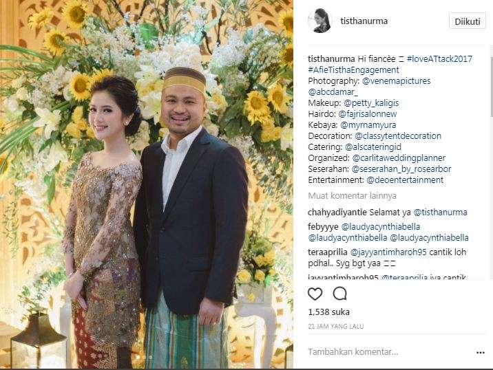 Afie Kalla dan Tistha Nurma tunangan