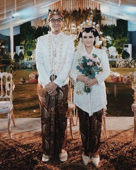 Instagram Mytha Lestari